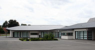 Groupe scolaire à SAINT-MARTIN-DES-CHAMPS. Hubert MASSON, architecte DPLG.